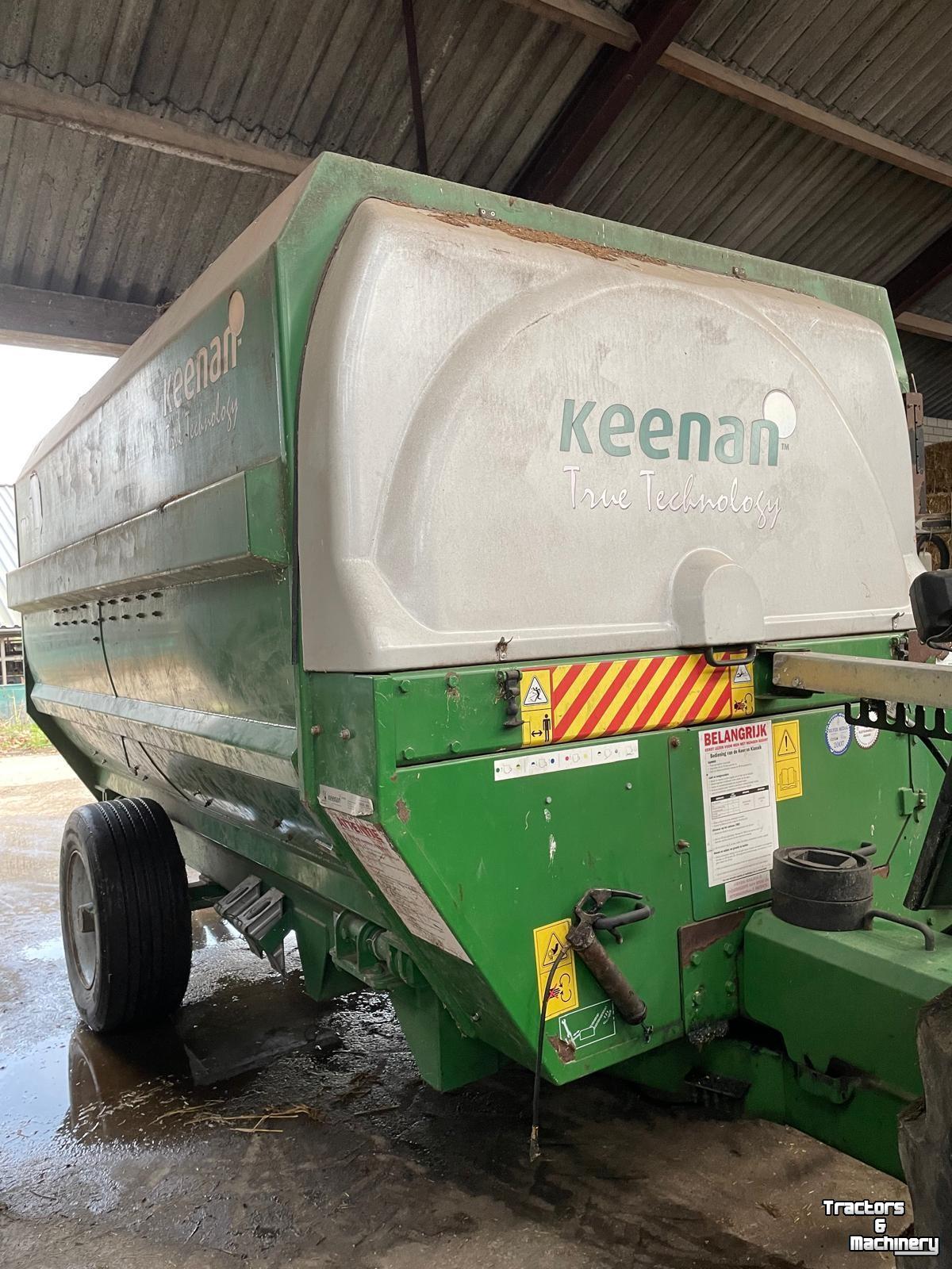 Mélangeuse Verticale  Keenan MF 340 voermengwagen