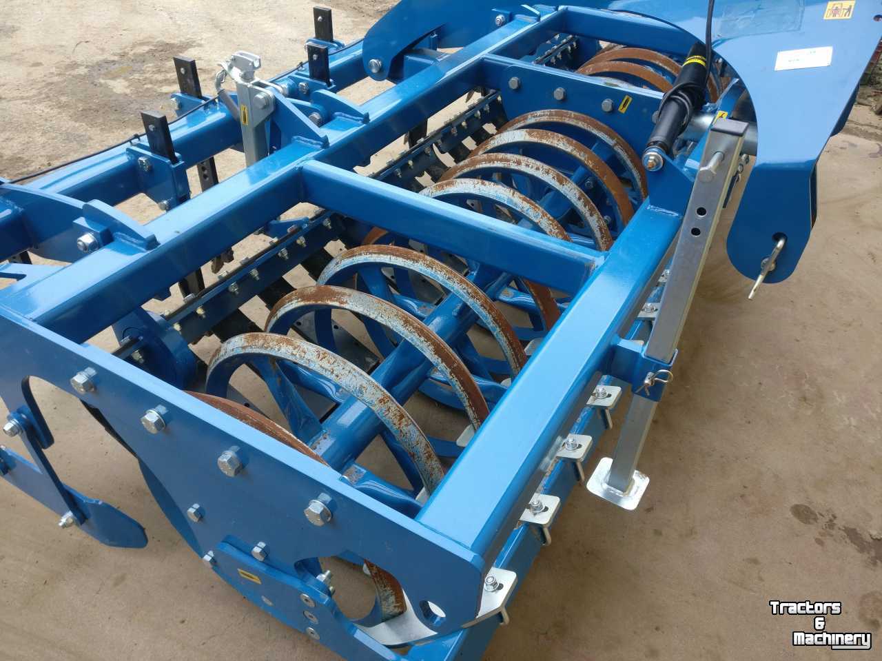Rouleau compacteur latérale / avant Aerts Religieux Fréres Devil 3m