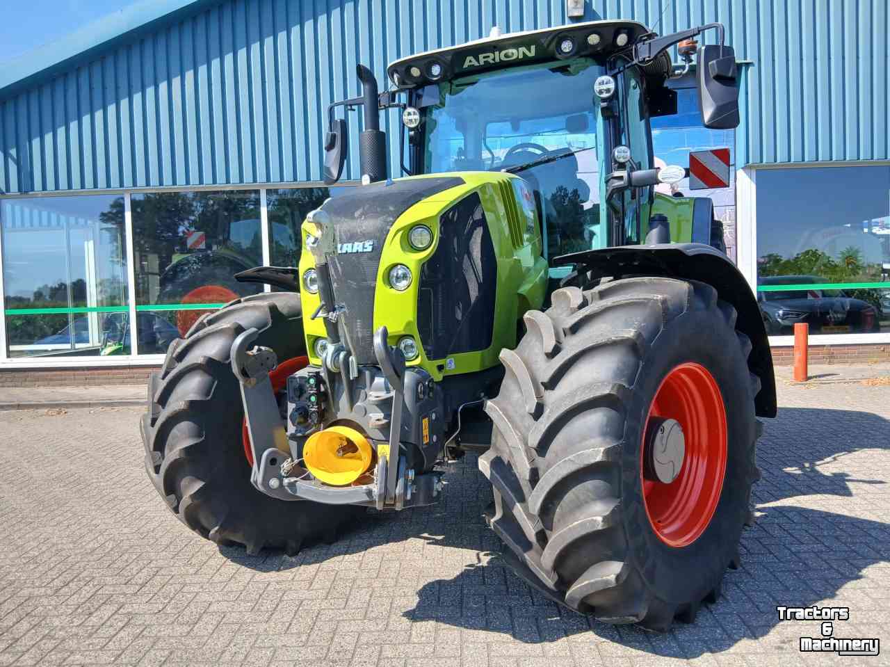 Tracteur Claas Arion 660 CMATIC CEBIS