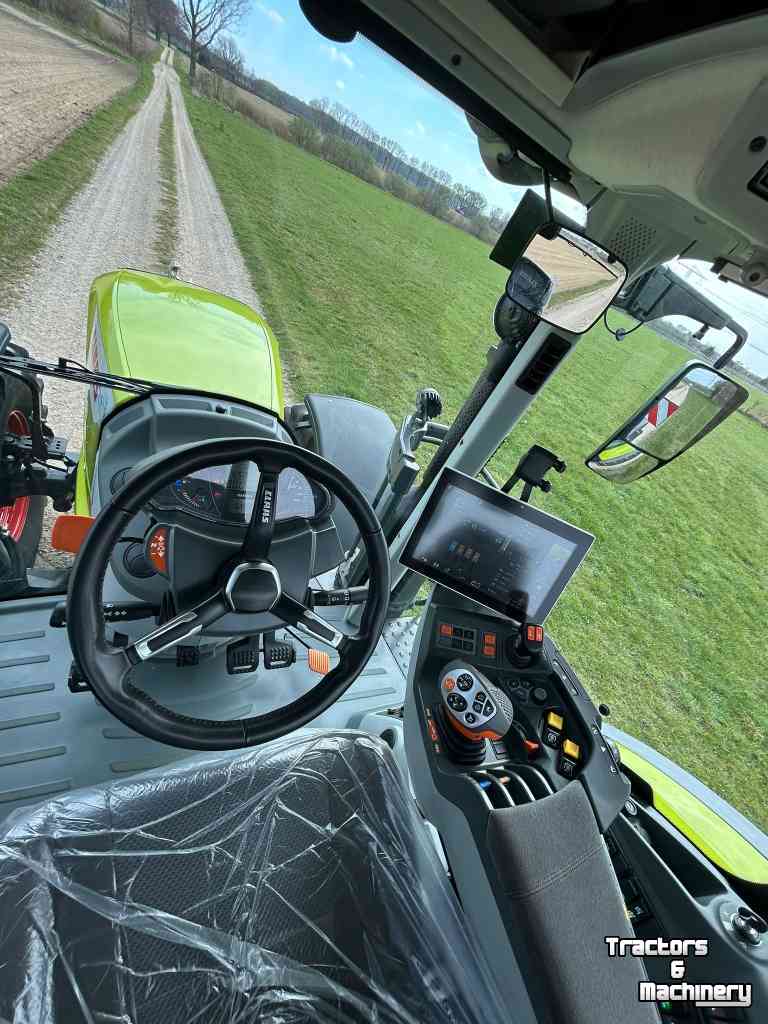Tracteur Claas Arion 660 CMATIC CEBIS