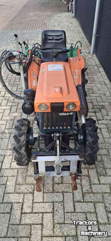 Tracteur pour horticulture Kubota B7000