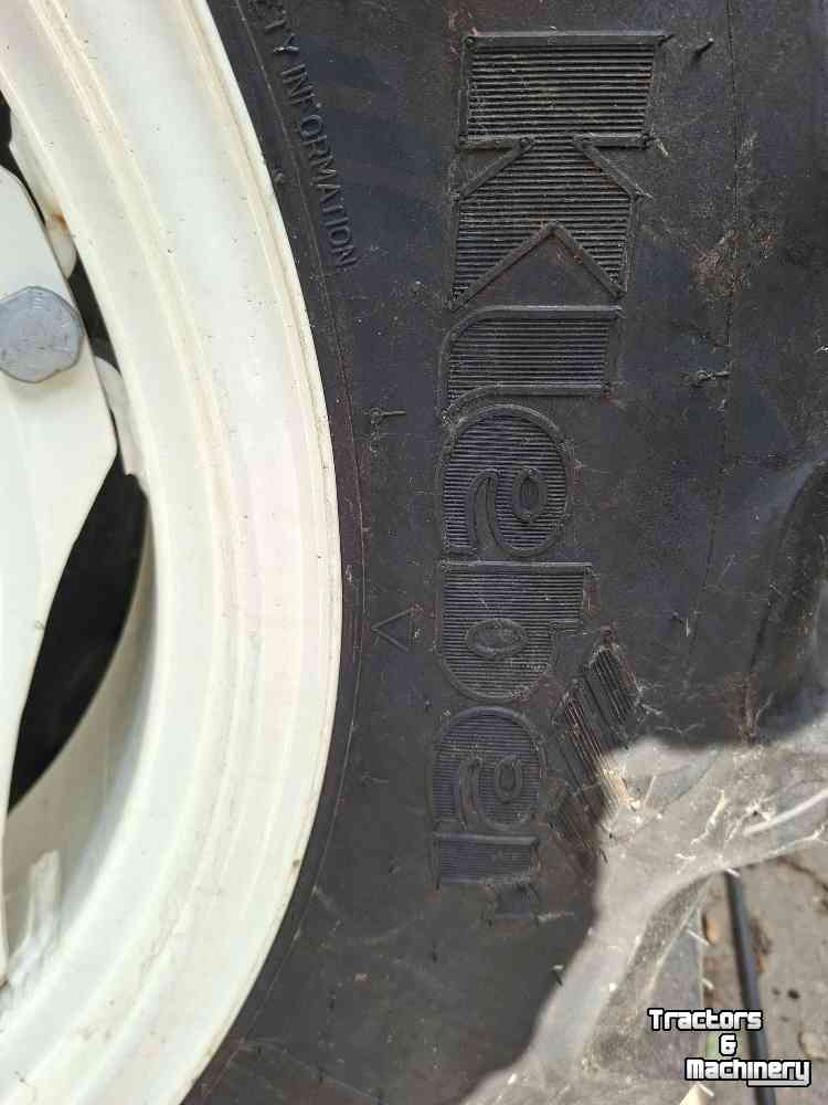 Roues, Pneus, Jantes, Barillets Jumelage Kleber 360/70R28
