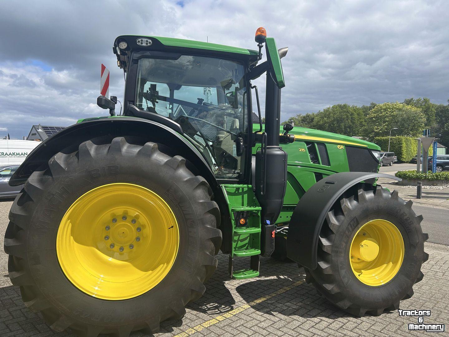 Tracteur John Deere 6R 215