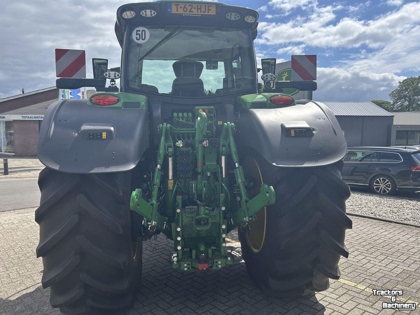 Tracteur John Deere 6R 215