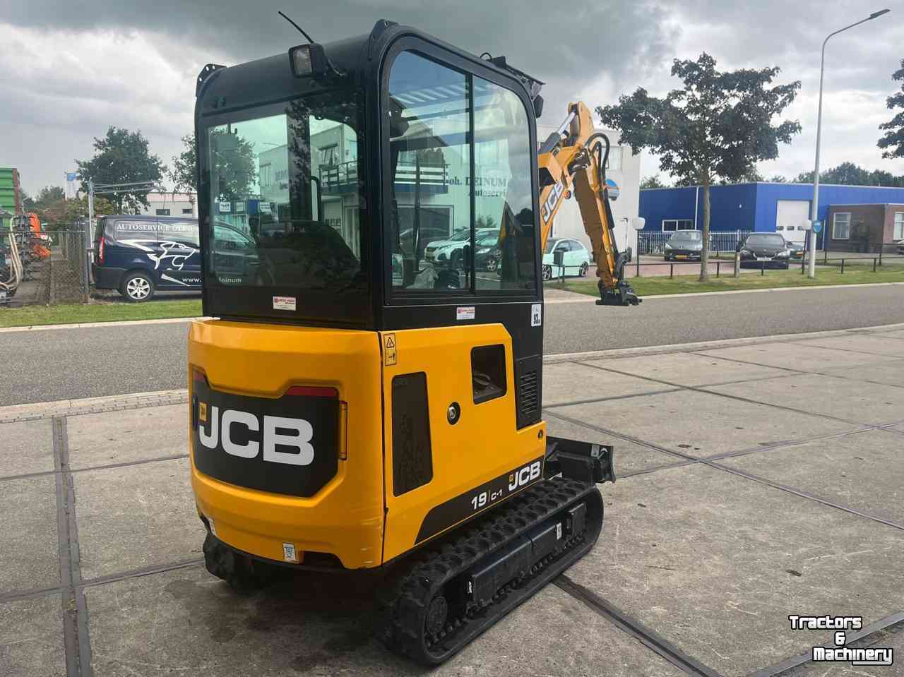 Pelles sur chenilles JCB 19c-1 minigraver