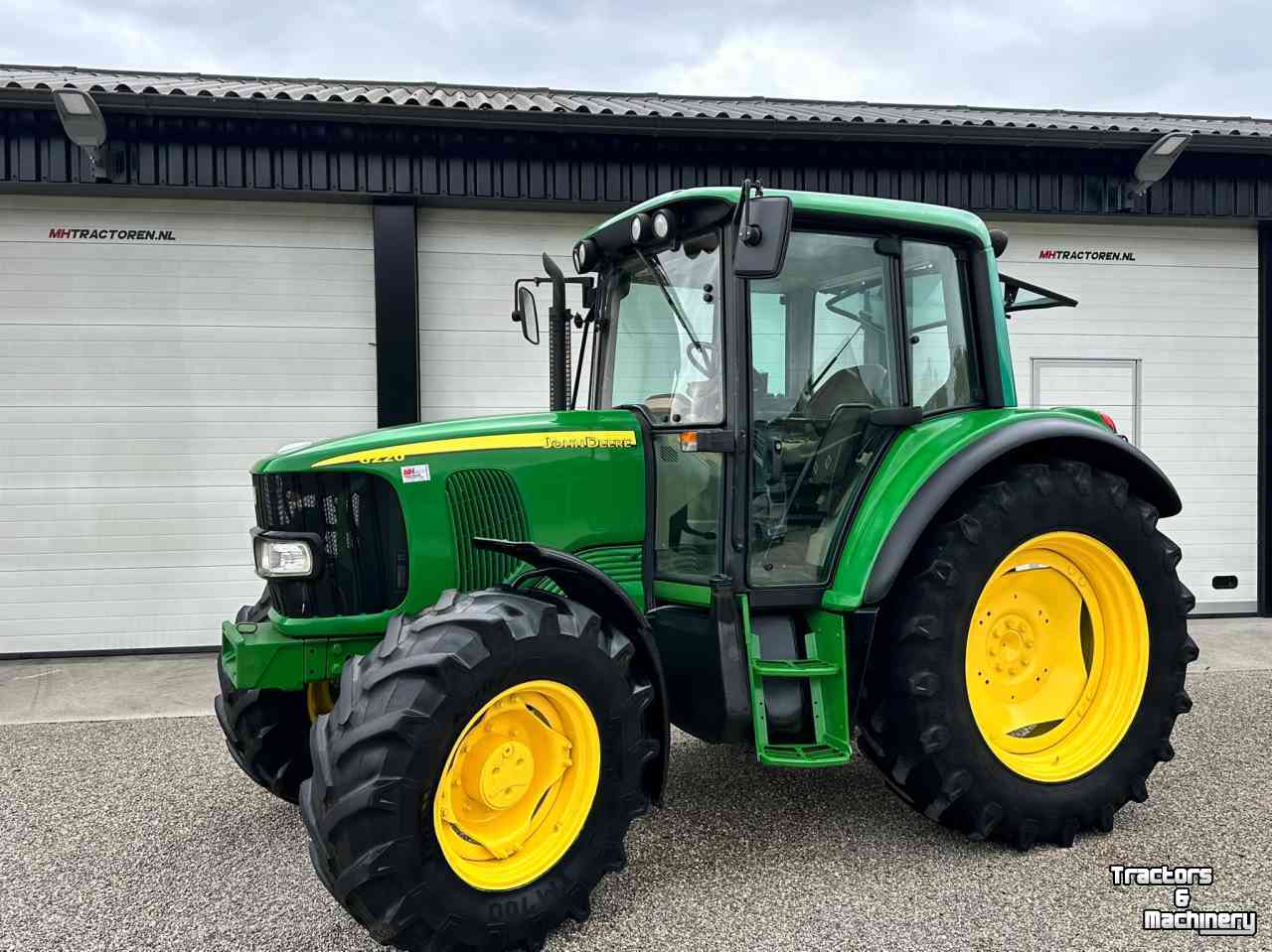 Tracteur John Deere 6220