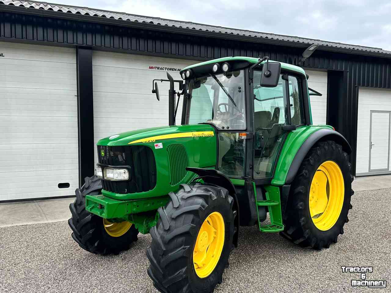 Tracteur John Deere 6220