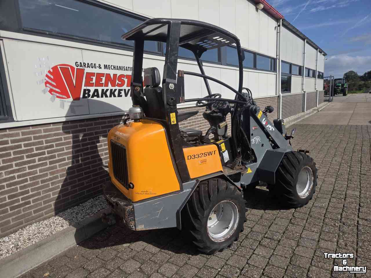 Chargeuse sur pneus Giant D332SWT bigwheel