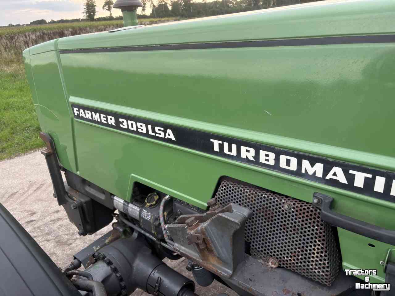 Tracteur Fendt 309 LSA met voorlader