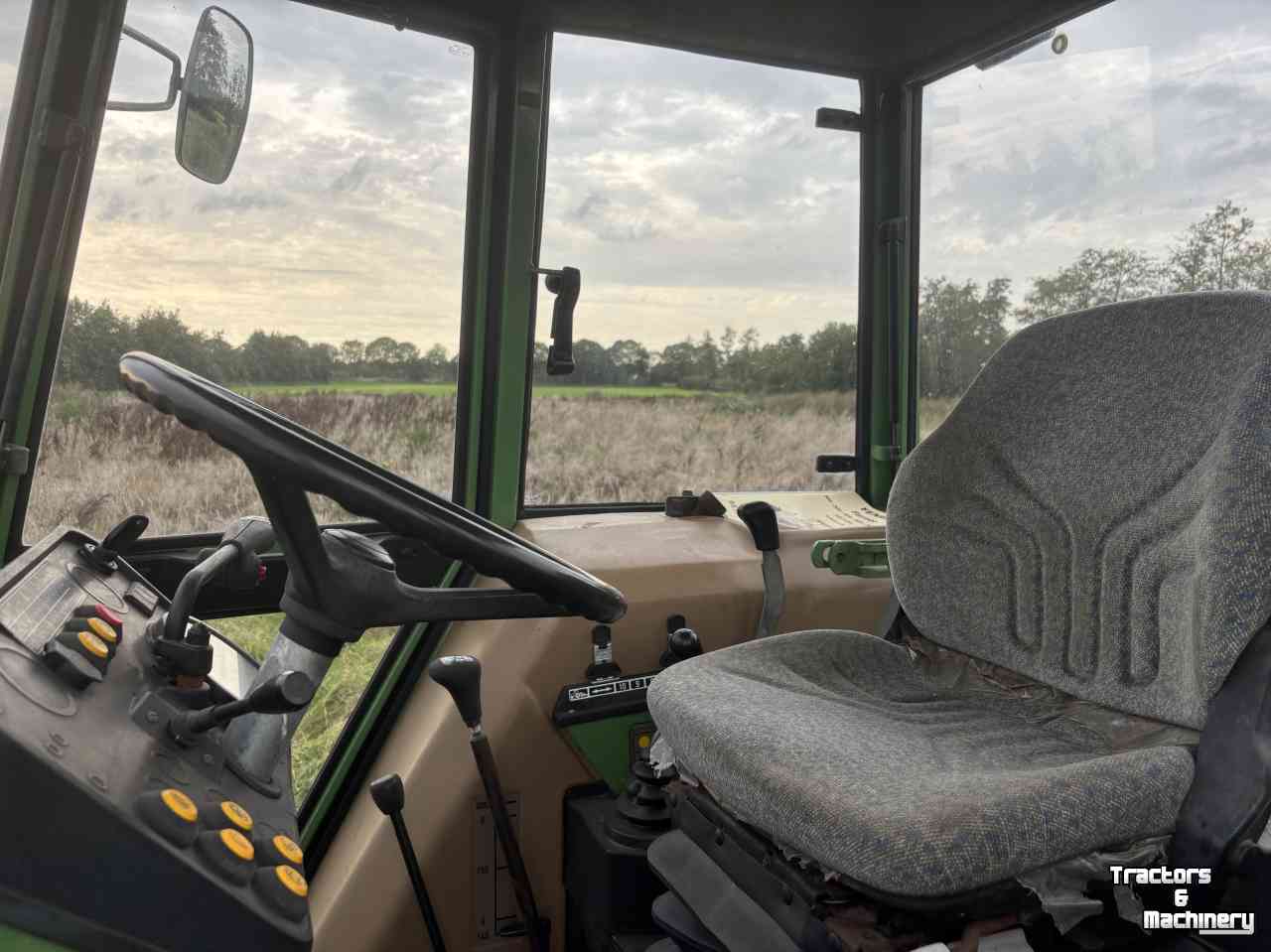 Tracteur Fendt 309 LSA met voorlader
