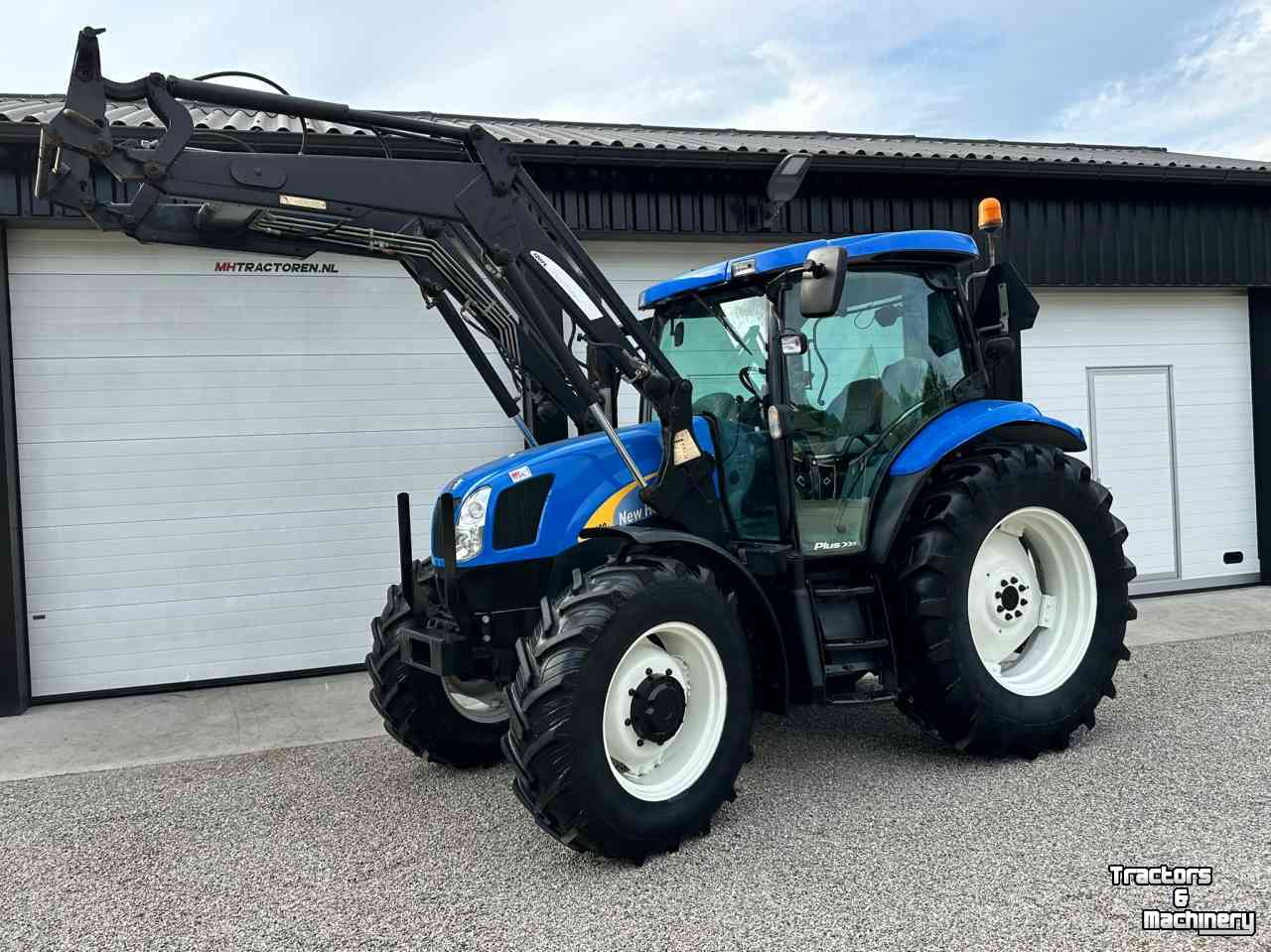 Tracteur New Holland TSA 100