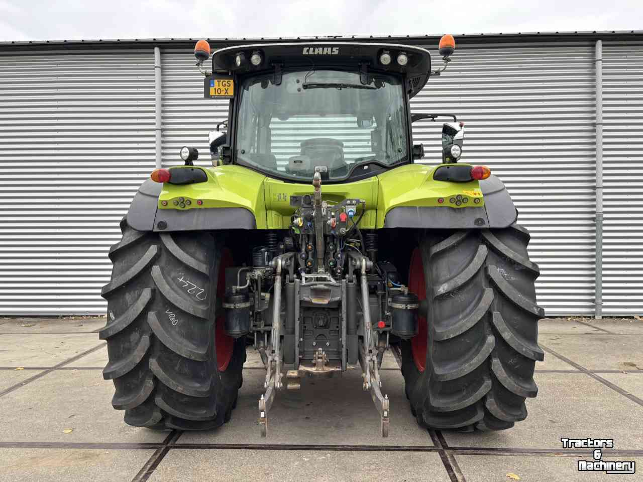 Tracteur Claas Arion 650 CMATIC CIS Tractor
