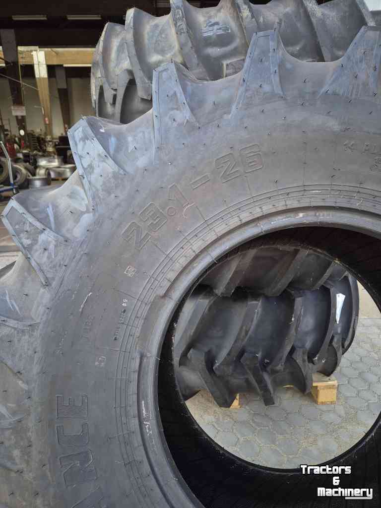 Roues, Pneus, Jantes, Barillets Jumelage Alliance 23.1 - 26 Alliance 347  14ply TT