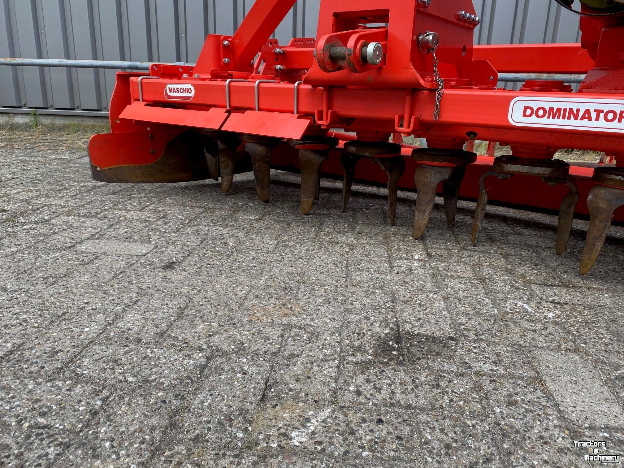 Herse rotative Maschio Maschio dm 3.0 m met openrol