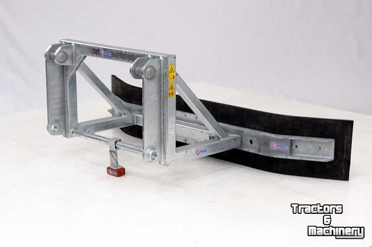 Matériel de déneigement Qmac Rubber snow scraper 2.40 mtr hookup Terex TL80-120
