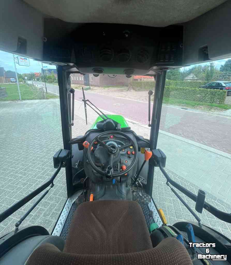 Tracteur pour vignes et vergers Deutz-Fahr Agroplus 70S