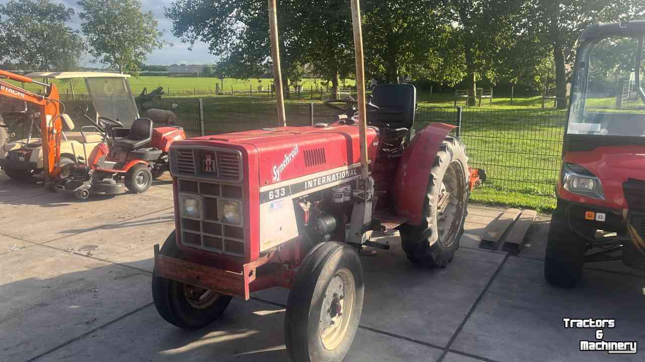 Tracteur pour vignes et vergers Case-IH 633V