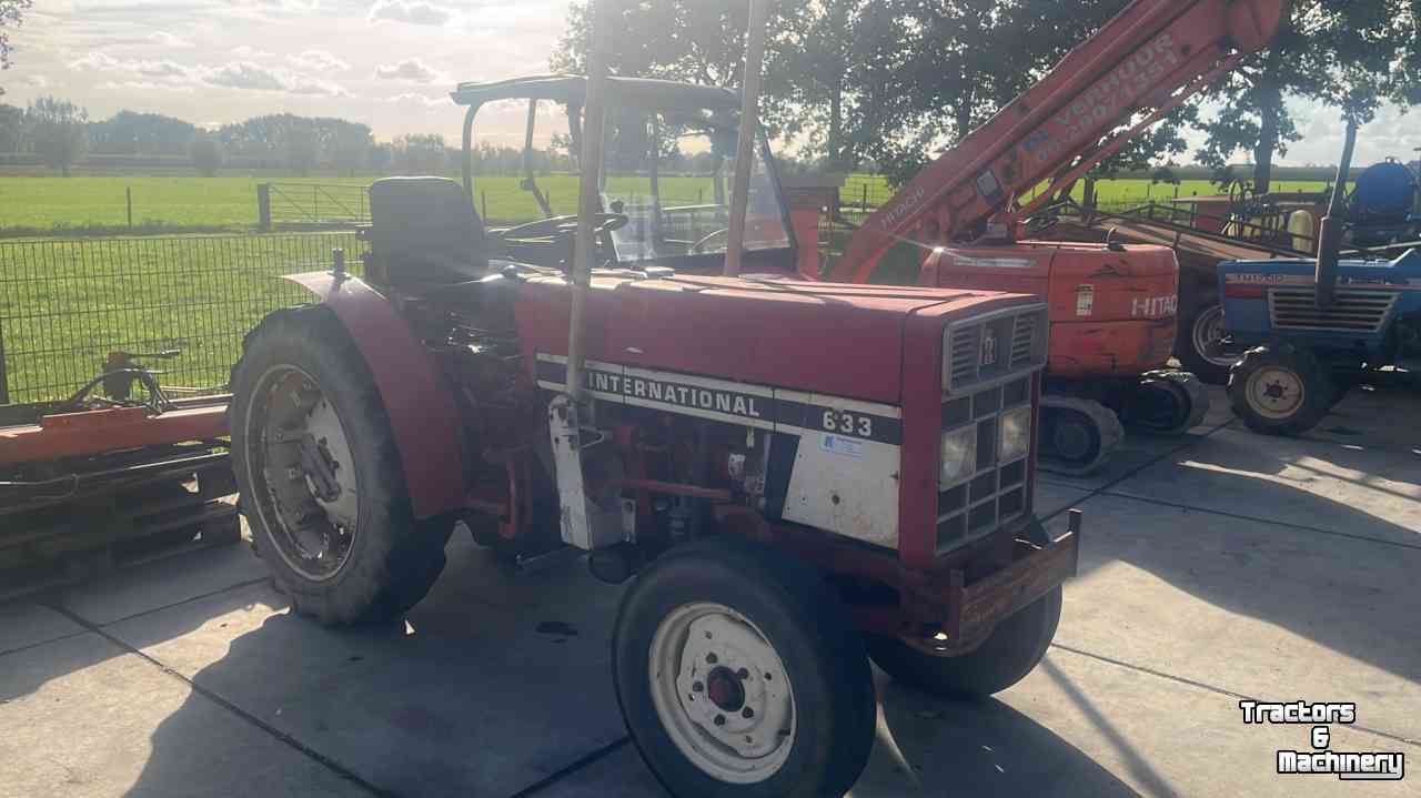 Tracteur pour vignes et vergers Case-IH 633V
