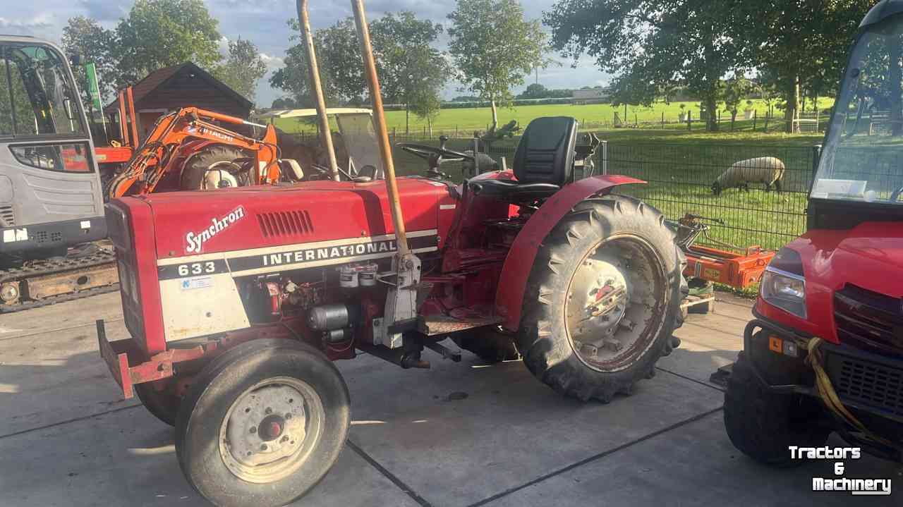 Tracteur pour vignes et vergers Case-IH 633V
