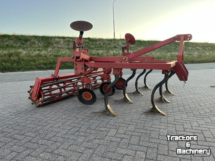Cultivateur Knoche Cultivator