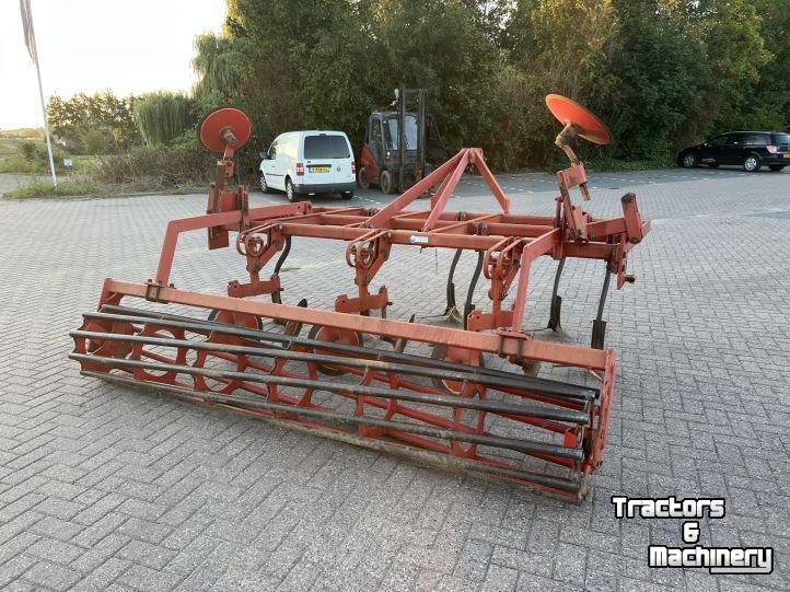 Cultivateur Knoche Cultivator