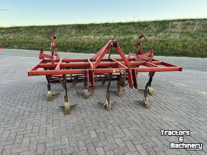 Cultivateur Knoche Cultivator
