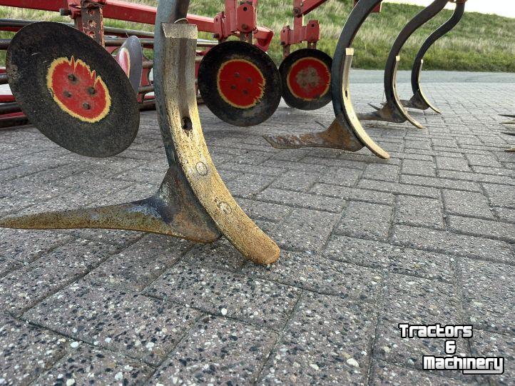 Cultivateur Knoche Cultivator