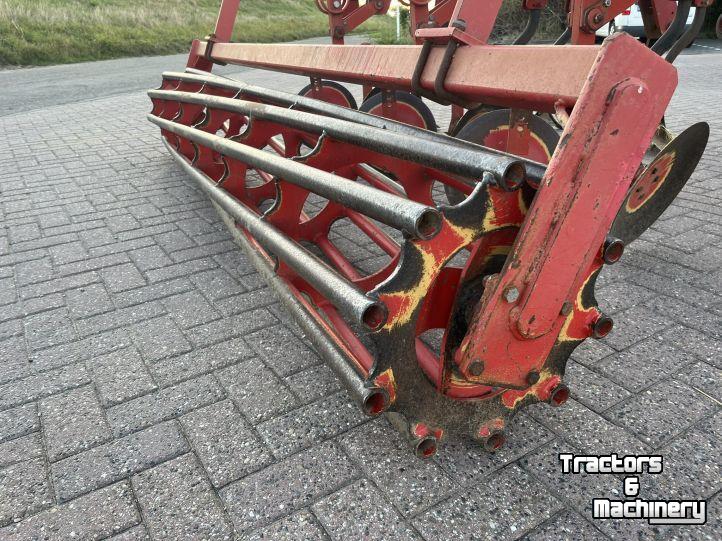 Cultivateur Knoche Cultivator