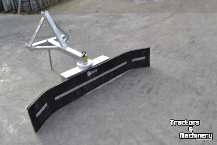 Lame niveleuse Qmac Rubberschuif met tandkrans verstelling