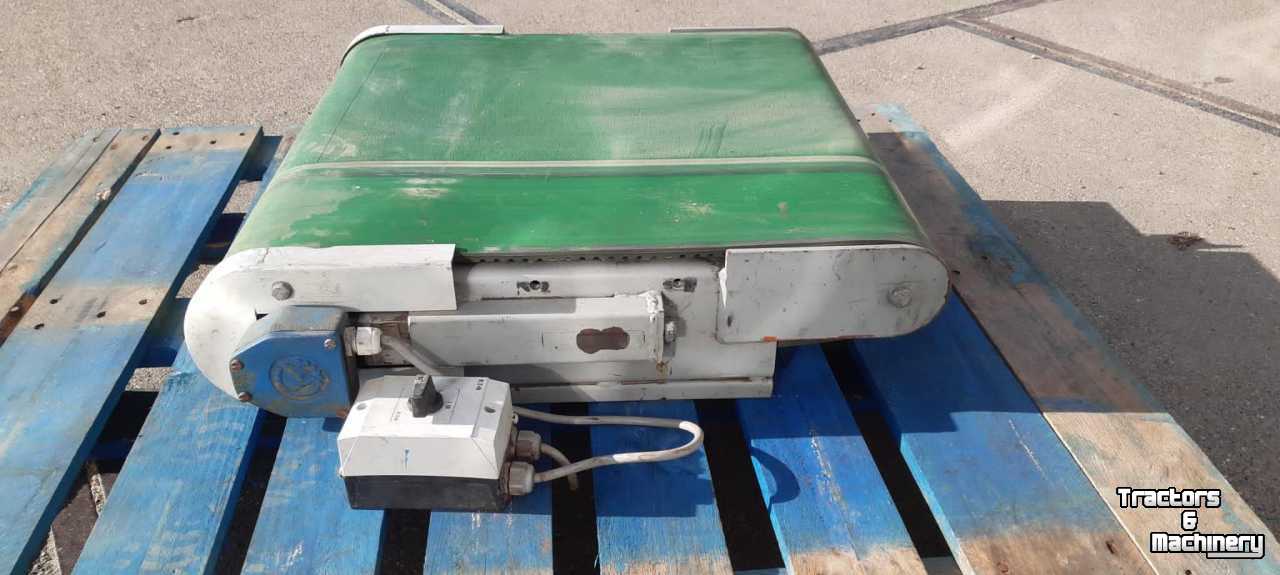 Convoyeur ERC Transportband doorvoerband vlakke band flat conveyor belt flachband förderband