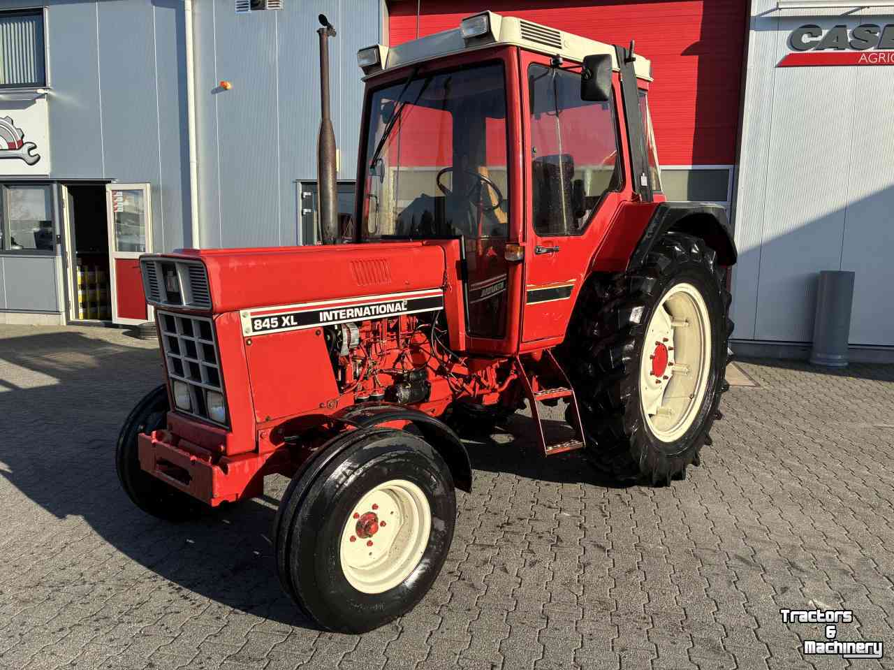 Tracteur International 845XL