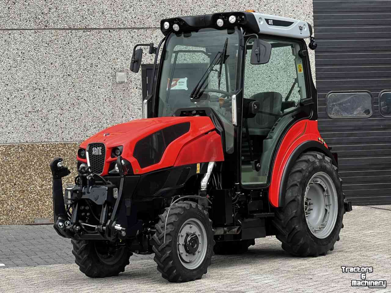 Tracteur pour vignes et vergers Same Frutteto 90V CVT vario Fronthef  Breed 125cm