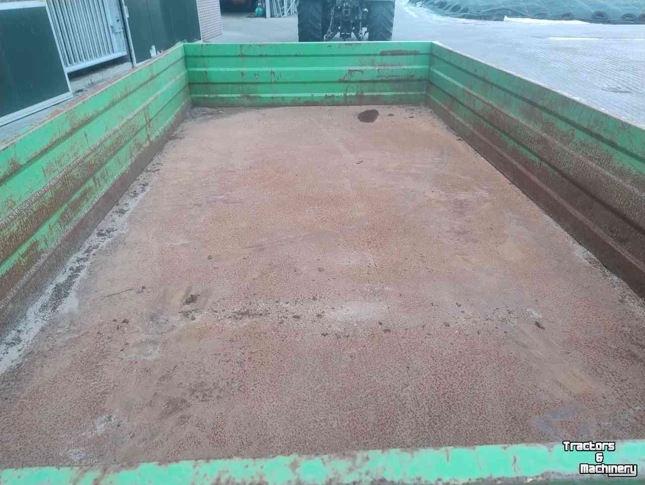 Benne agricole Agromet 4.5 tons