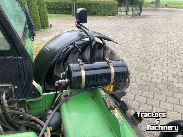 Chargeuse sur pneus John Deere 3400