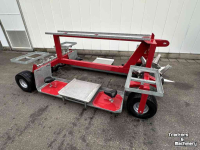 Planteuse  plantmachine 2 rijig voor de aardbeienruggenteelt.