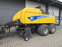 Presses New Holland BB9060