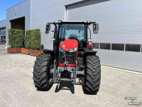 Tracteur Massey Ferguson 5711M Dyna 4