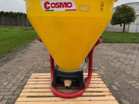 Distributeur d‘engrais Cosmo PDC 400