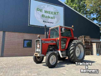 Tracteur Massey Ferguson 575
