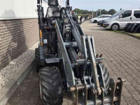 Chargeuse sur pneus Giant G1500