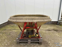 Distributeur d‘engrais Vicon Pendelstrooier