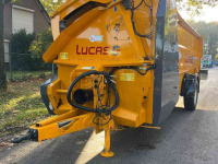 Distributeur de paille pour des logettes Lucas Castor 185 stroblazer