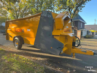 Distributeur de paille pour des logettes Lucas Castor 185 stroblazer