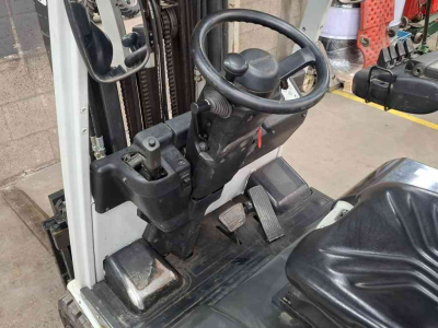 Chariot élévateur Unicarriers AG1N1L20Q