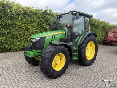 Tracteur John Deere 5090R
