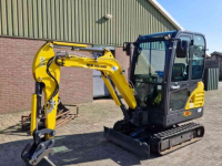 Pelles sur chenilles New Holland E18C