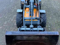 Chargeuse sur pneus Giant D254SW