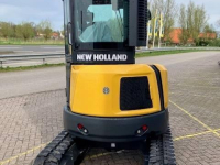 Mini pelleteuse New Holland E35D