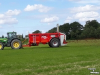 Epandeur de fumier  Hispec Xcel 1250
