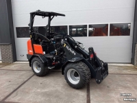 Chargeuse sur pneus Kubota RT220-2 minishovel